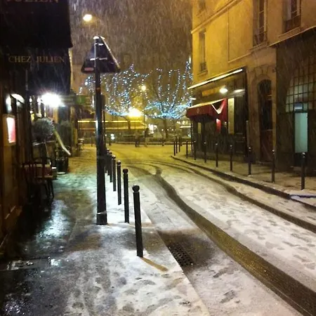High Standing 2-room In Latin Quarter דירה פריז